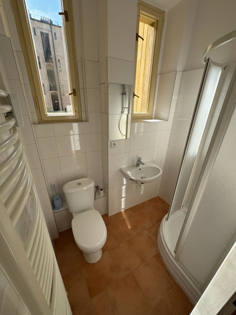 Prenájom bytu 2-izbový 46 m², Oldřichova, Praha, Praha Prenájom bytu 2-izbový 46 m², Oldřichova, Praha, Praha