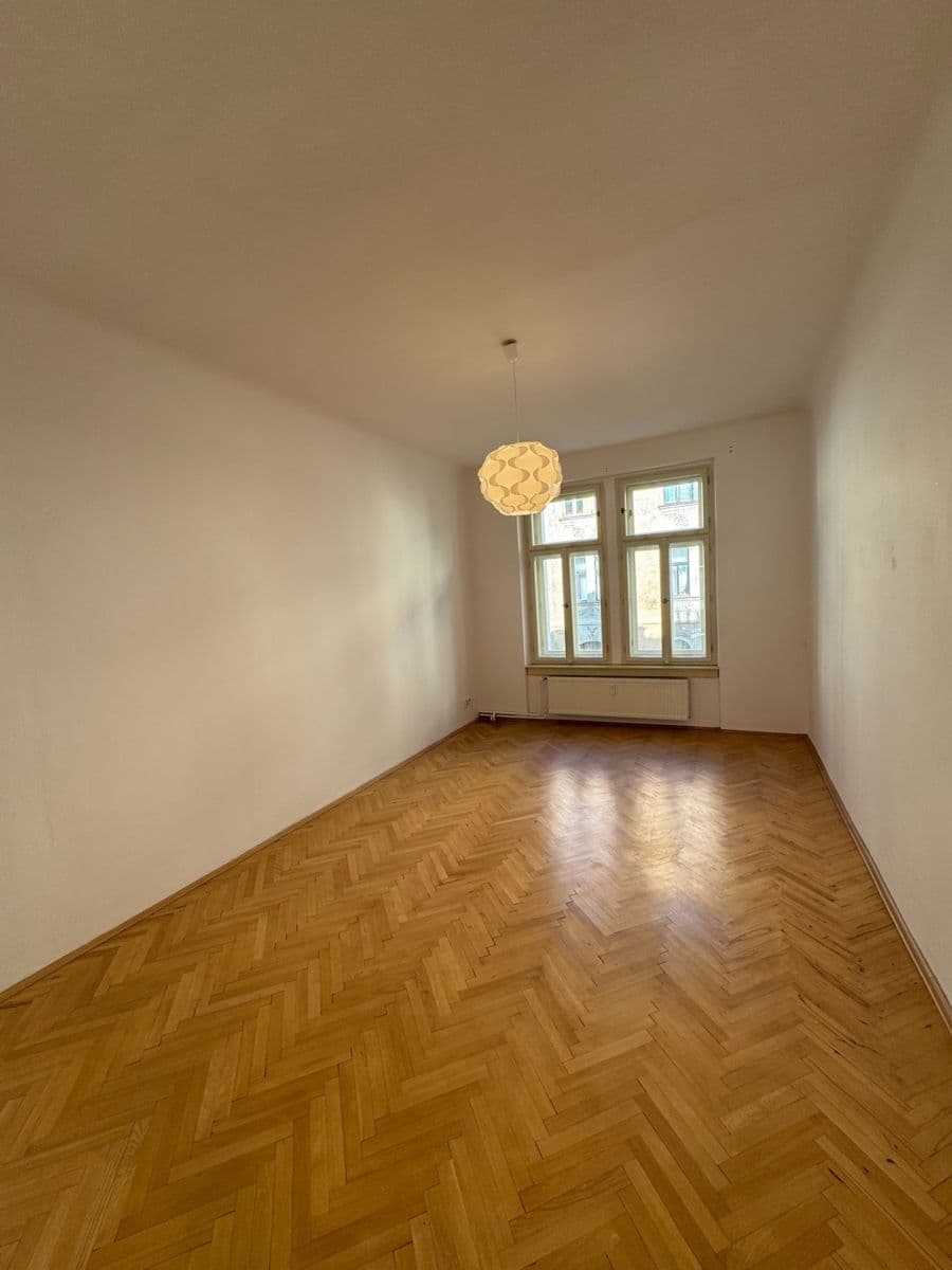 Prenájom bytu 2-izbový 46 m², Oldřichova, Praha, Praha Prenájom bytu 2-izbový 46 m², Oldřichova, Praha, Praha
