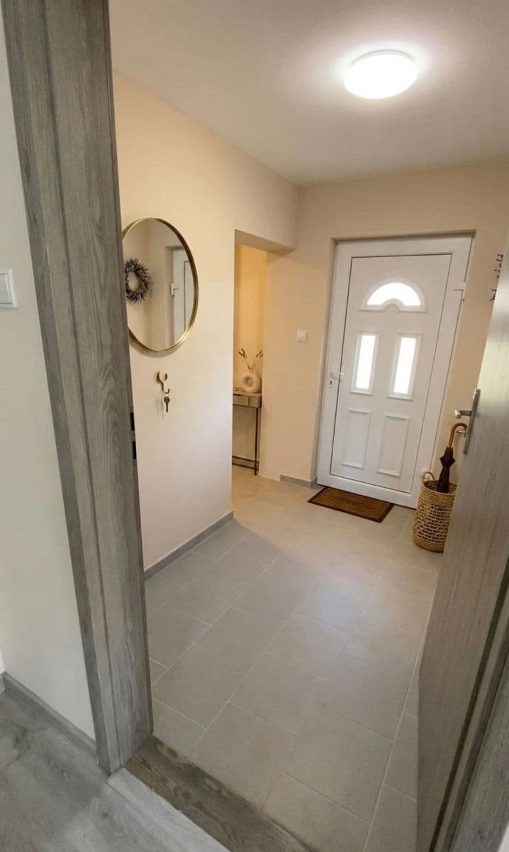 Predaj bytu 1-izbový 33 m², Lázeňská, Lanškroun, Pardubický kraj Predaj bytu 1-izbový 33 m², Lázeňská, Lanškroun, Pardubický kraj