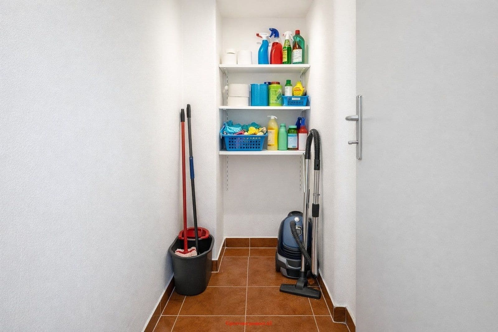 Prenájom bytu 2-izbový 57 m², Závodní, Karviná, Moravskoslezský kraj Prenájom bytu 2-izbový 57 m², Závodní, Karviná, Moravskoslezský kraj