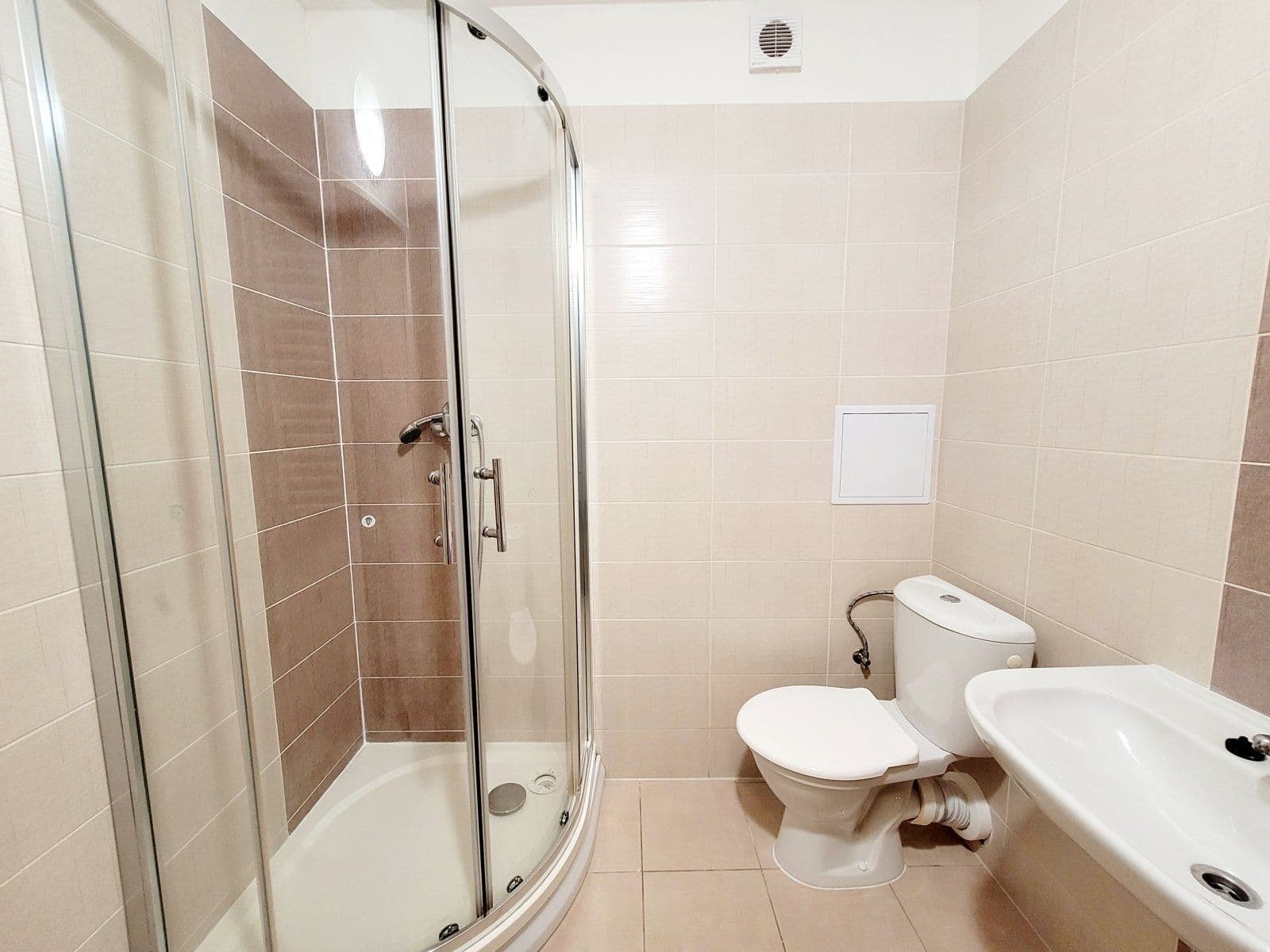 Prenájom bytu 1-izbový 19 m², Hlavní třída, Havířov, Moravskoslezský kraj Prenájom bytu 1-izbový 19 m², Hlavní třída, Havířov, Moravskoslezský kraj