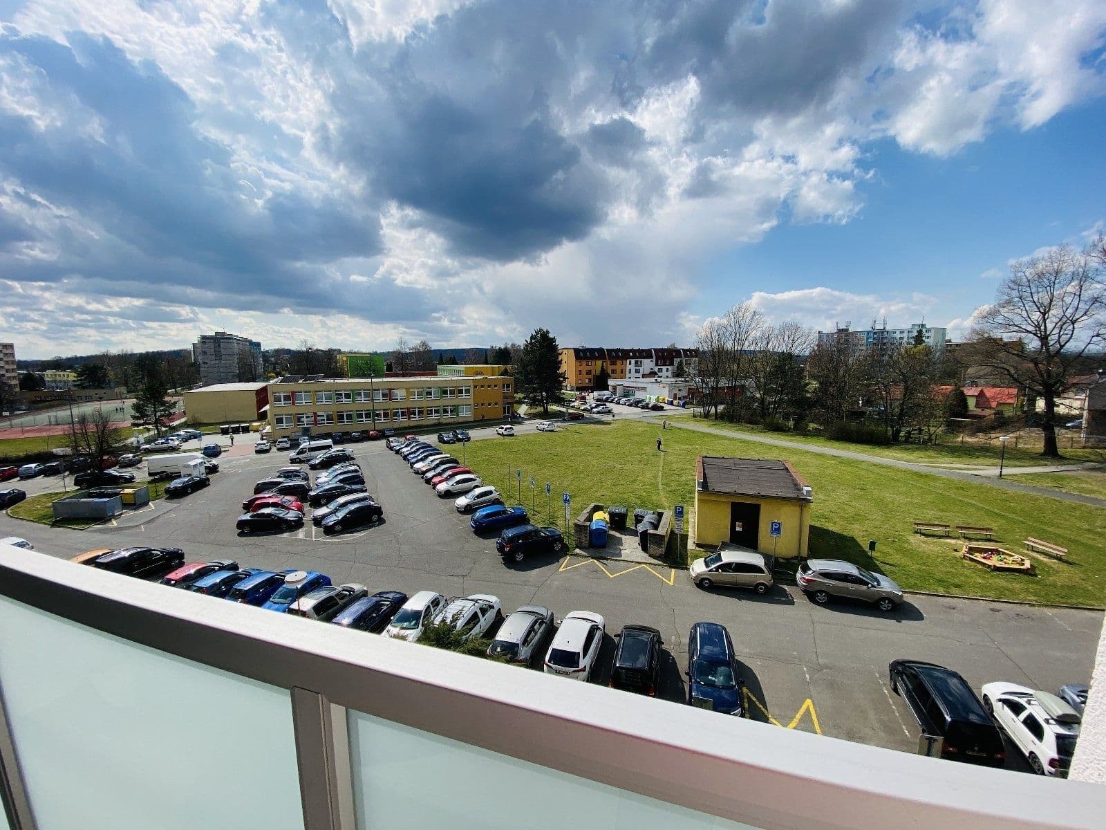 Prenájom bytu 4-izbový 97 m², Dukelská, Hlučín, Moravskoslezský kraj Prenájom bytu 4-izbový 97 m², Dukelská, Hlučín, Moravskoslezský kraj