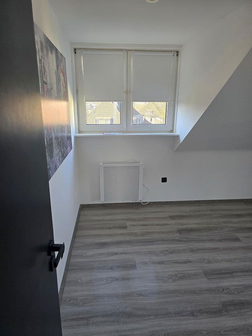 Prenájom bytu 2-izbový 50 m², Düsseldorfer Straße 120, Ratingen, Severné Porýnie - Westfálsko Prenájom bytu 2-izbový 50 m², Düsseldorfer Straße 120, Ratingen, Severné Porýnie - Westfálsko
