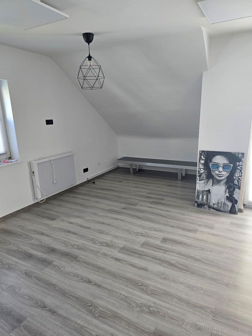 Prenájom bytu 2-izbový 50 m², Düsseldorfer Straße 120, Ratingen, Severné Porýnie - Westfálsko Prenájom bytu 2-izbový 50 m², Düsseldorfer Straße 120, Ratingen, Severné Porýnie - Westfálsko