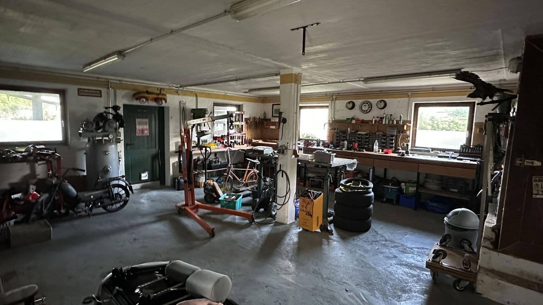 Predaj domu 200 m², pozemek 1.500 m², Rötgesbüttel, Dolné Sasko Predaj domu 200 m², pozemek 1.500 m², Rötgesbüttel, Dolné Sasko