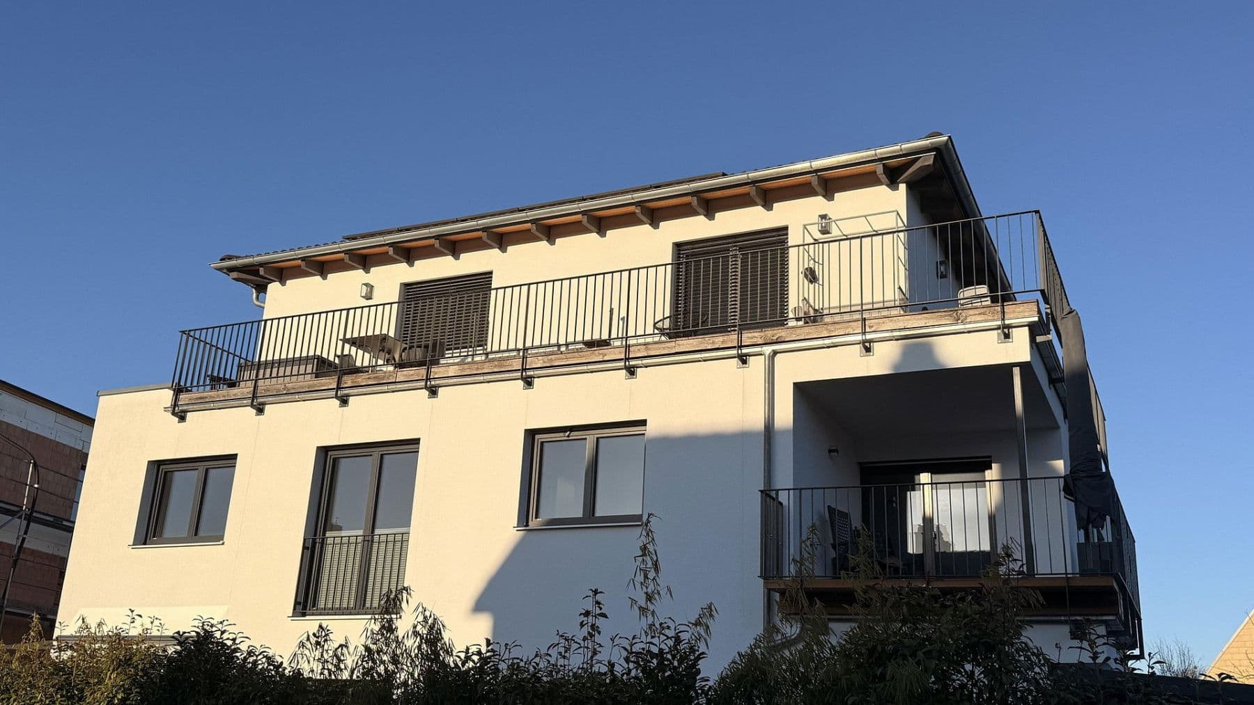 Prenájom bytu 3-izbový 86 m², Neusatzer Straße 5, München, Bavorsko Prenájom bytu 3-izbový 86 m², Neusatzer Straße 5, München, Bavorsko