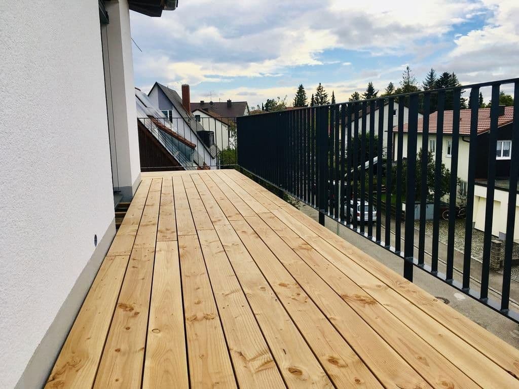 Prenájom bytu 3-izbový 86 m², Neusatzer Straße 5, München, Bavorsko Prenájom bytu 3-izbový 86 m², Neusatzer Straße 5, München, Bavorsko