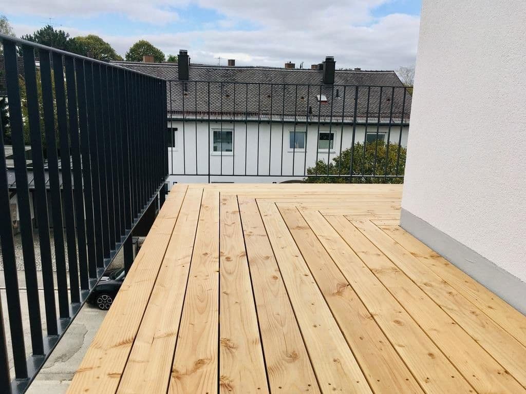 Prenájom bytu 3-izbový 86 m², Neusatzer Straße 5, München, Bavorsko Prenájom bytu 3-izbový 86 m², Neusatzer Straße 5, München, Bavorsko