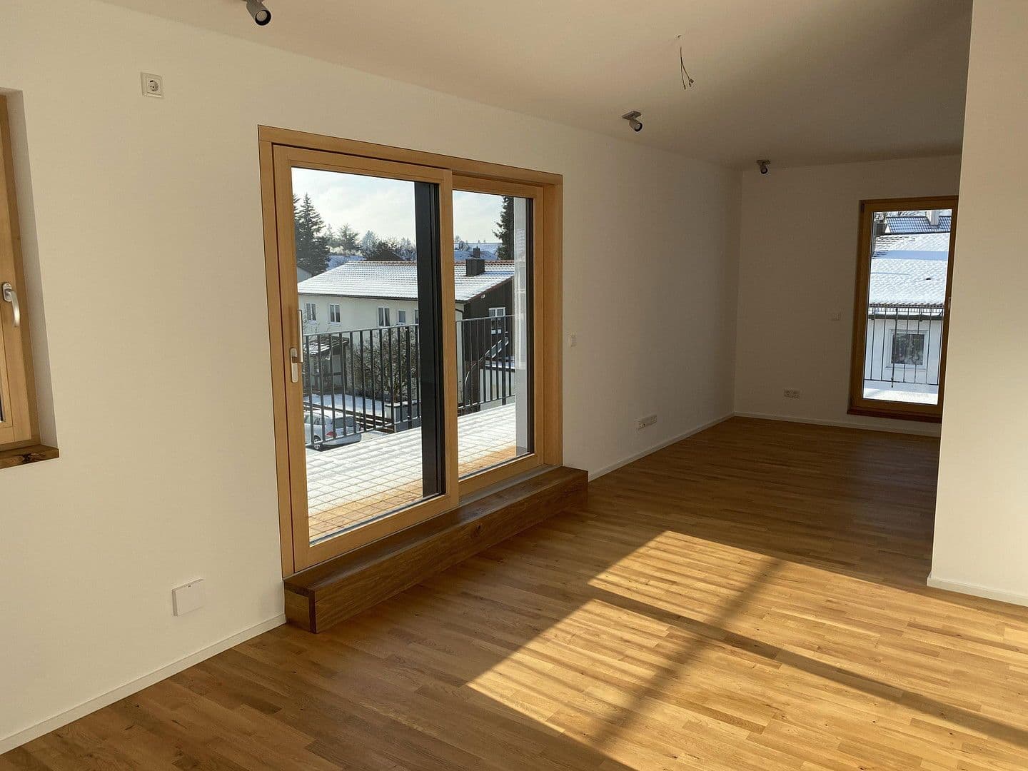 Prenájom bytu 3-izbový 86 m², Neusatzer Straße 5, München, Bavorsko Prenájom bytu 3-izbový 86 m², Neusatzer Straße 5, München, Bavorsko