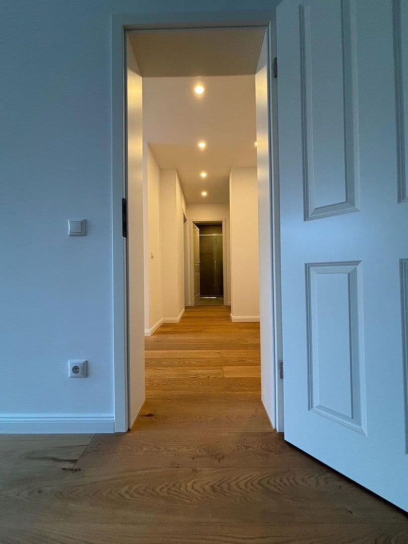 Prenájom bytu 2-izbový 60 m², Hinrichsring, Hannover, Dolné Sasko Prenájom bytu 2-izbový 60 m², Hinrichsring, Hannover, Dolné Sasko