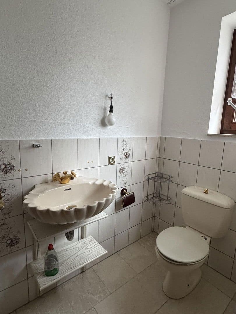 Prenájom bytu 4-izbový 109 m², Drosselweg 47, Bergisch Gladbach, Severné Porýnie - Westfálsko Prenájom bytu 4-izbový 109 m², Drosselweg 47, Bergisch Gladbach, Severné Porýnie - Westfálsko