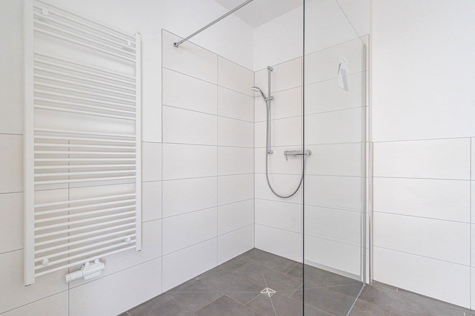 Prenájom bytu 2-izbový 63 m², Straße am Berg 19f, Bentwisch, Meklenbursko-Predpomoransko Prenájom bytu 2-izbový 63 m², Straße am Berg 19f, Bentwisch, Meklenbursko-Predpomoransko