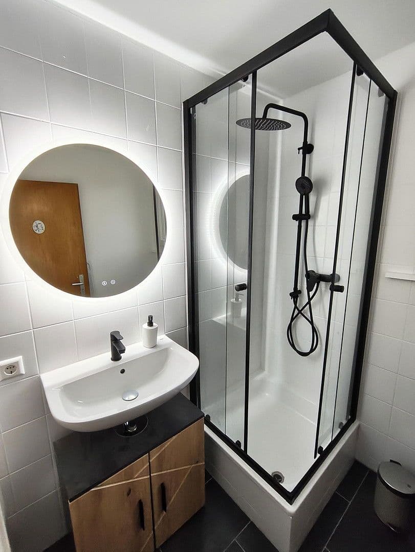 Prenájom bytu 2-izbový 50 m², Grenzach-Wyhlen, Bádensko-Wurttembersko Prenájom bytu 2-izbový 50 m², Grenzach-Wyhlen, Bádensko-Wurttembersko