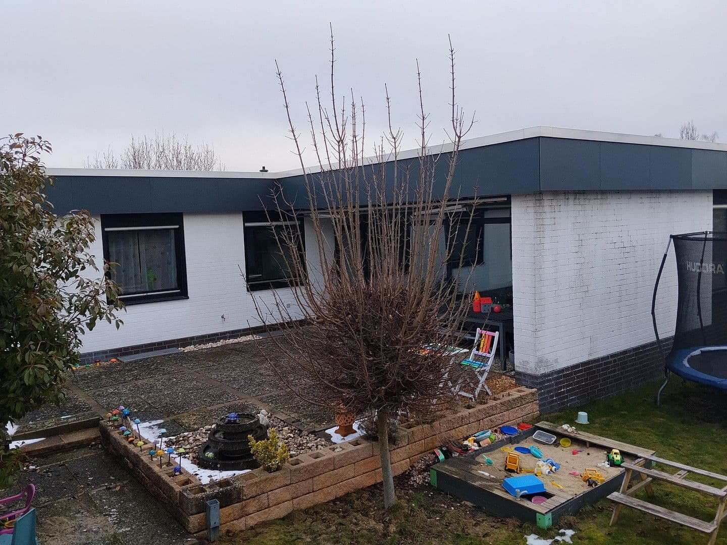 Predaj domu 117 m², pozemek 382 m², Erich-Kästner-Str. 31, Wunstorf, Dolné Sasko Predaj domu 117 m², pozemek 382 m², Erich-Kästner-Str. 31, Wunstorf, Dolné Sasko