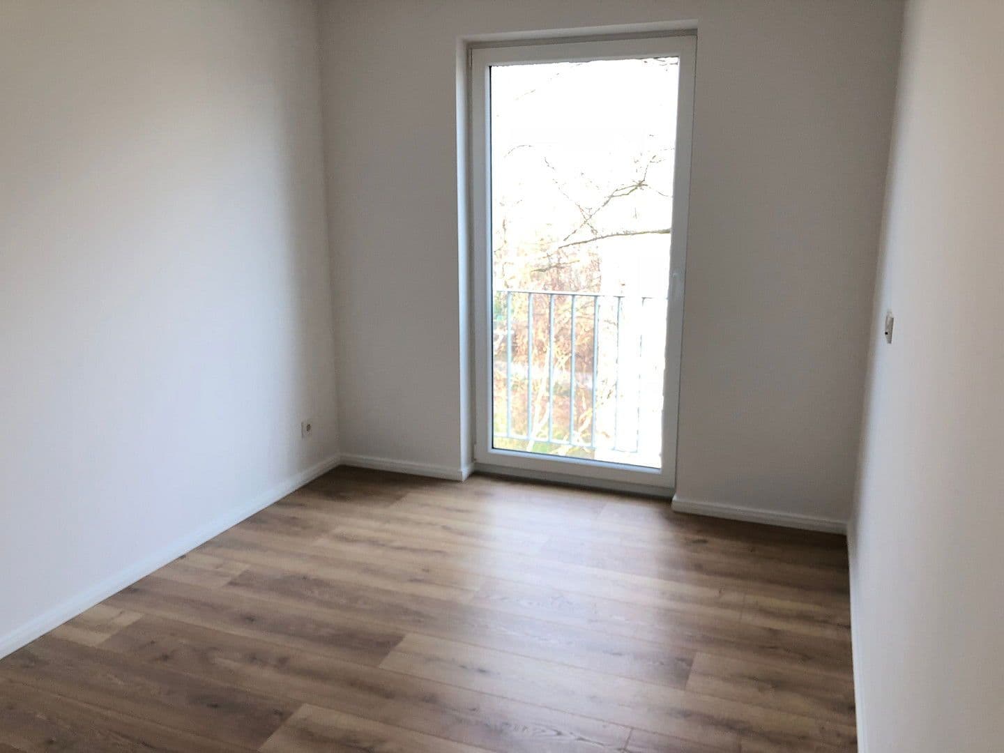 Prenájom bytu 2-izbový 55 m², berlin, Berlín Prenájom bytu 2-izbový 55 m², berlin, Berlín