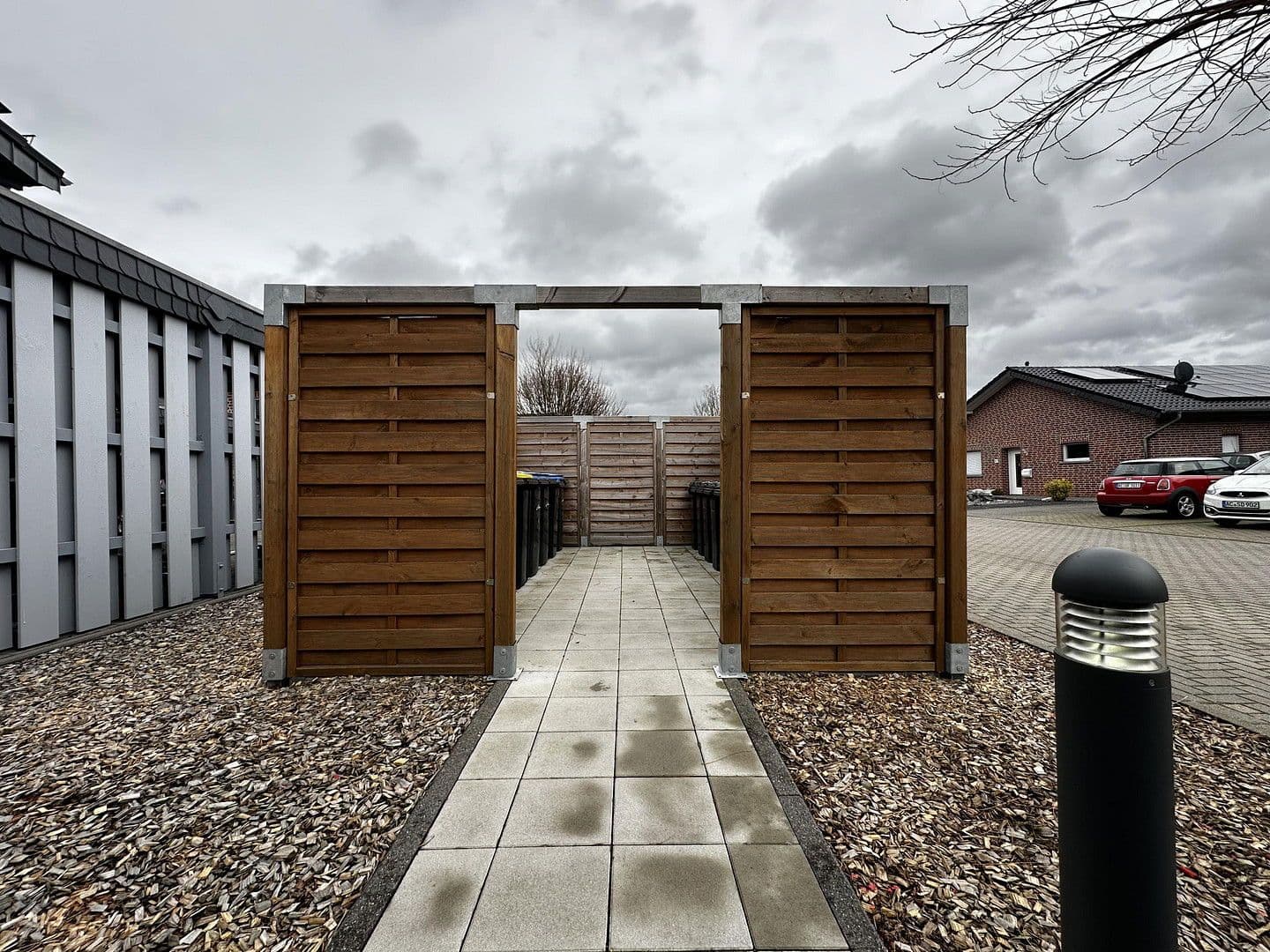 Prenájom bytu 3-izbový 100 m², Bergmannsweg 76, Baesweiler, Severné Porýnie - Westfálsko Prenájom bytu 3-izbový 100 m², Bergmannsweg 76, Baesweiler, Severné Porýnie - Westfálsko