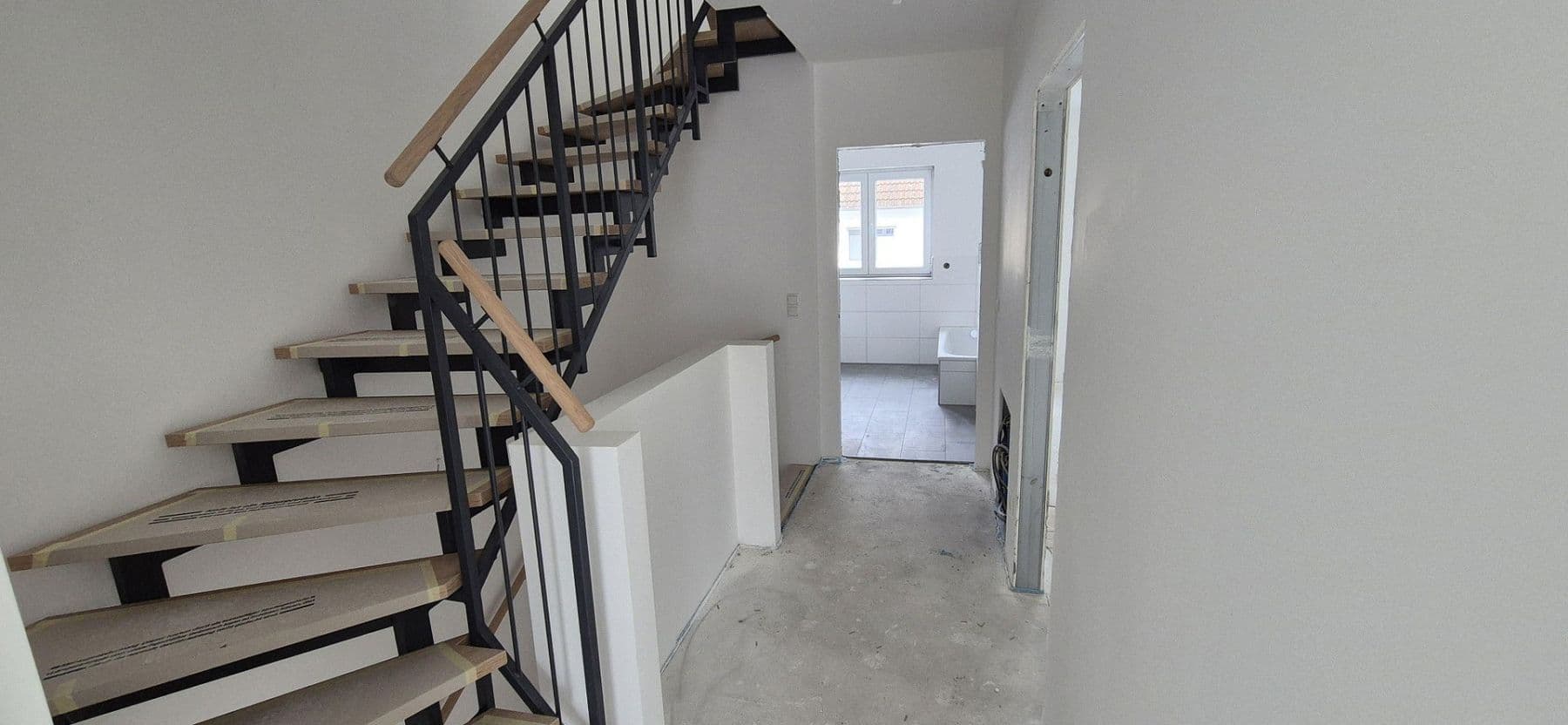 Prenájom domu 140 m², pozemek 100 m², Veckerhagenerstr. 4, Fuldatal, Hesensko Prenájom domu 140 m², pozemek 100 m², Veckerhagenerstr. 4, Fuldatal, Hesensko