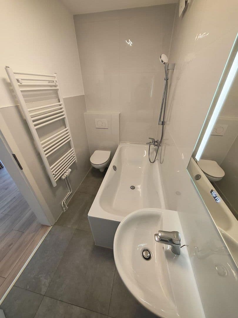 Predaj bytu 2-izbový 75 m², Albrechtstr. 22, Bremen, Brémy Predaj bytu 2-izbový 75 m², Albrechtstr. 22, Bremen, Brémy