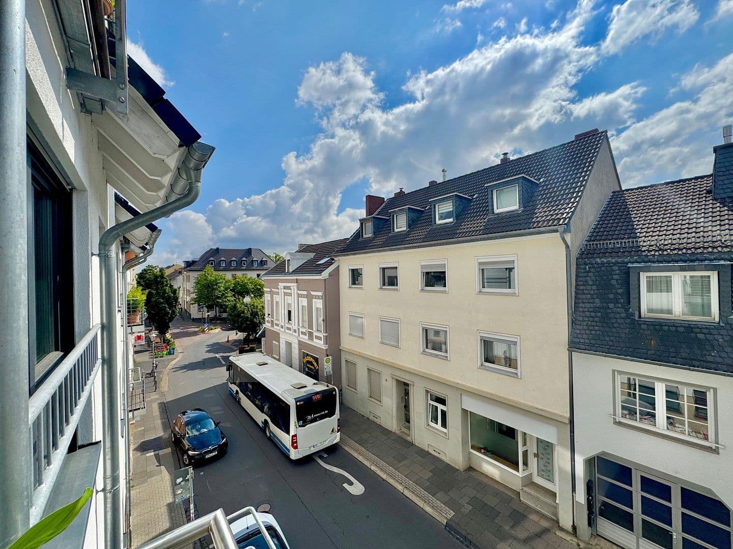 Prenájom bytu 1-izbový 45 m², Endenicher Str. 308, Bonn, Severné Porýnie - Westfálsko Prenájom bytu 1-izbový 45 m², Endenicher Str. 308, Bonn, Severné Porýnie - Westfálsko