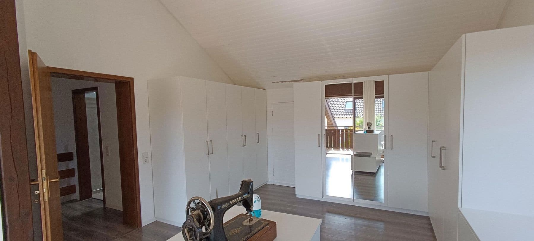 Predaj domu 240 m², pozemek 781 m², Bretten, Bádensko-Wurttembersko Predaj domu 240 m², pozemek 781 m², Bretten, Bádensko-Wurttembersko