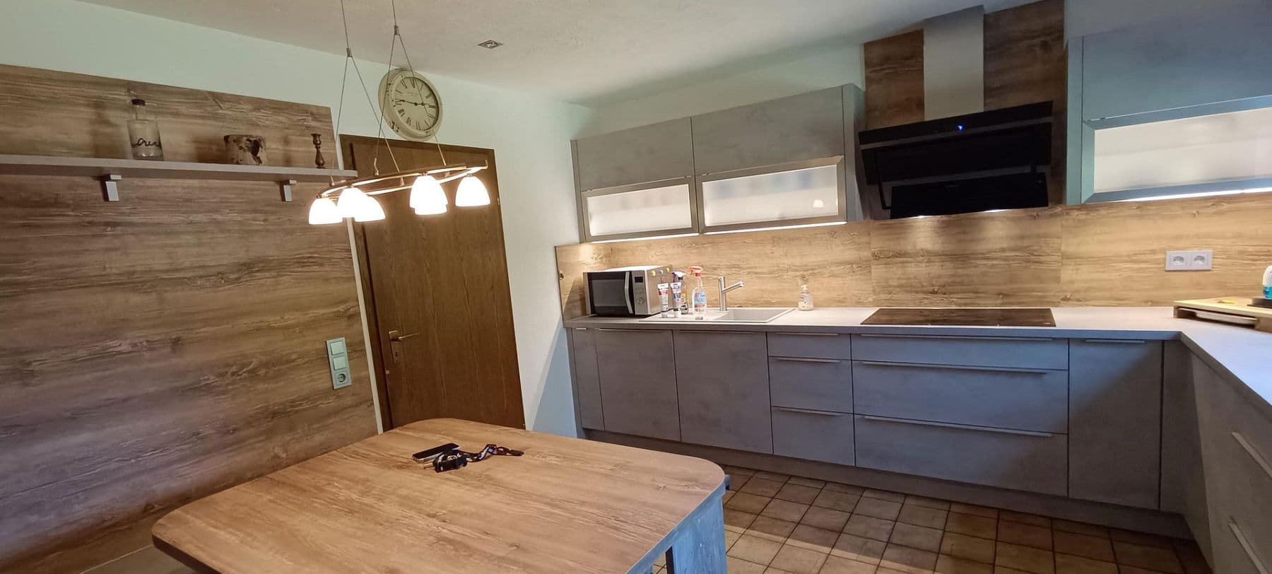 Predaj domu 240 m², pozemek 781 m², Bretten, Bádensko-Wurttembersko Predaj domu 240 m², pozemek 781 m², Bretten, Bádensko-Wurttembersko