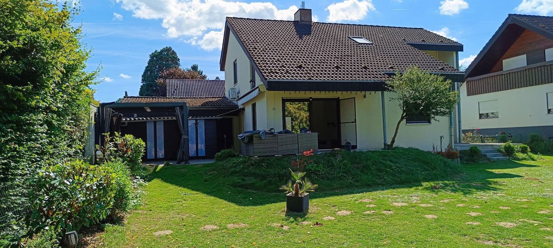 Predaj domu 240 m², pozemek 781 m², Bretten, Bádensko-Wurttembersko Predaj domu 240 m², pozemek 781 m², Bretten, Bádensko-Wurttembersko