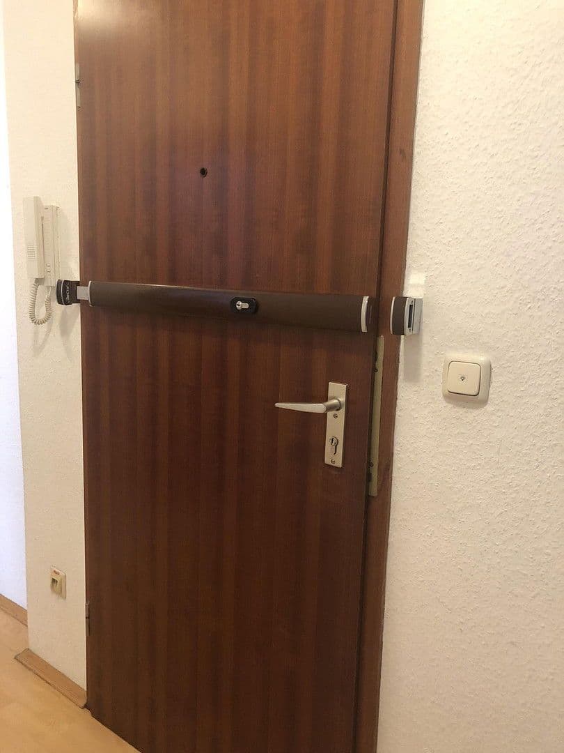 Prenájom bytu 2-izbový 70 m², Oederweg, FRANKFURT AM MAIN, Hesensko Prenájom bytu 2-izbový 70 m², Oederweg, FRANKFURT AM MAIN, Hesensko