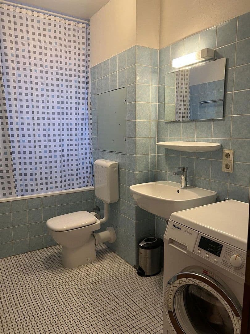 Prenájom bytu 2-izbový 70 m², Oederweg, FRANKFURT AM MAIN, Hesensko Prenájom bytu 2-izbový 70 m², Oederweg, FRANKFURT AM MAIN, Hesensko