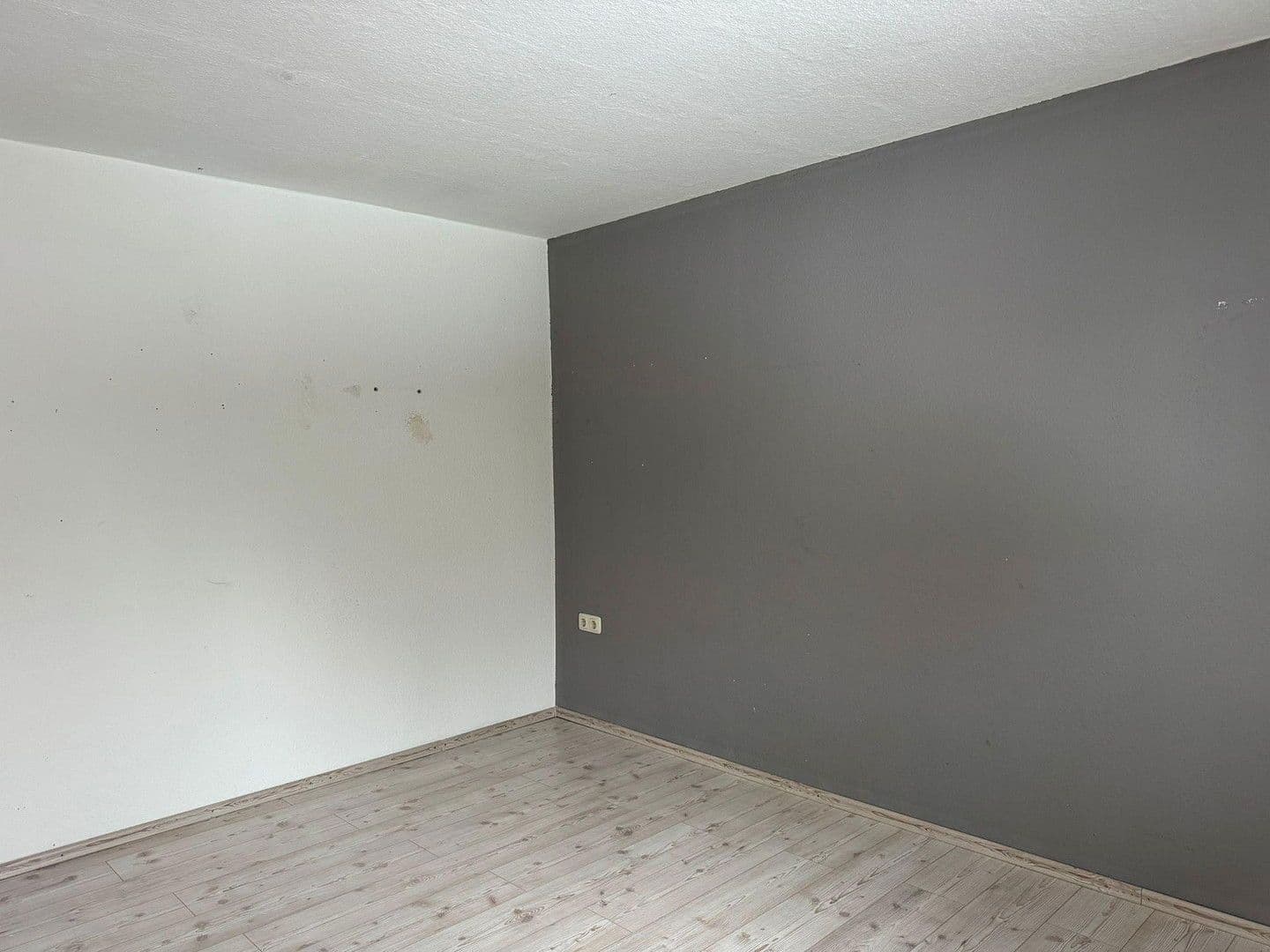 Prenájom domu 69 m², pozemek 432 m², Dannhäuser Brink 12, Bad Gandersheim, Dolné Sasko Prenájom domu 69 m², pozemek 432 m², Dannhäuser Brink 12, Bad Gandersheim, Dolné Sasko