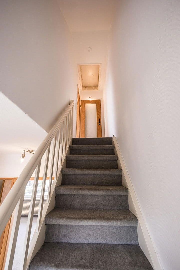 Predaj domu 95 m², pozemek 140 m², Stuhr, Dolné Sasko Predaj domu 95 m², pozemek 140 m², Stuhr, Dolné Sasko