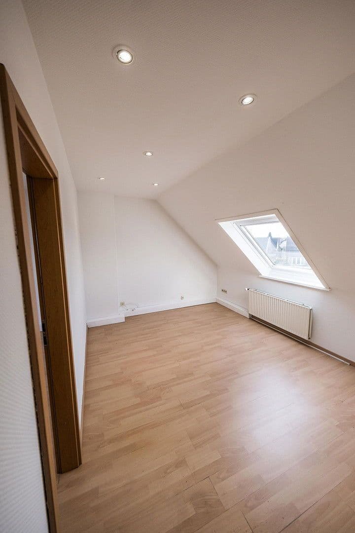 Predaj domu 95 m², pozemek 140 m², Stuhr, Dolné Sasko Predaj domu 95 m², pozemek 140 m², Stuhr, Dolné Sasko