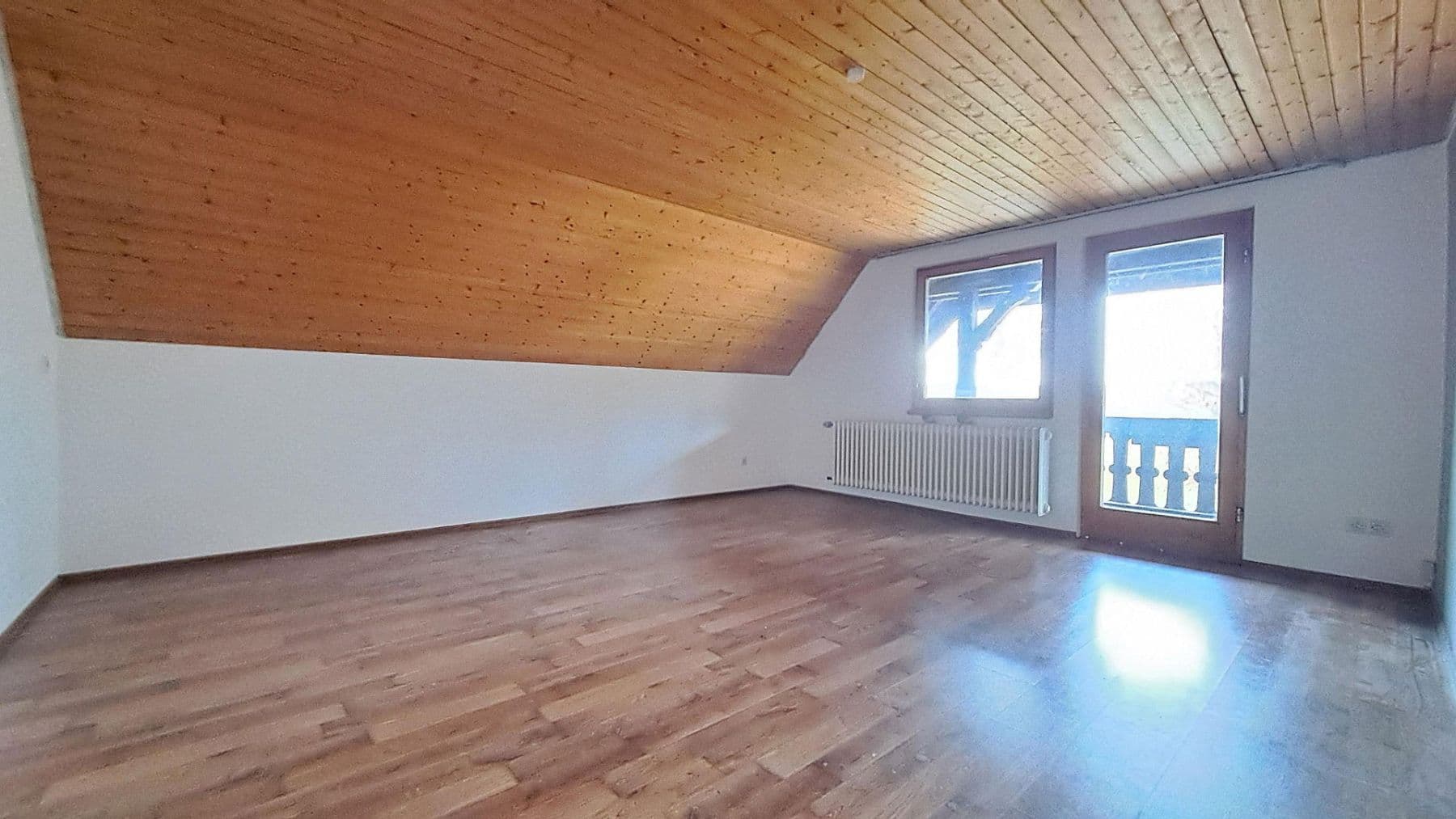 Predaj domu 436 m², pozemek 1.970 m², Erlenbachweg 22, Lenzkirch, Bádensko-Wurttembersko Predaj domu 436 m², pozemek 1.970 m², Erlenbachweg 22, Lenzkirch, Bádensko-Wurttembersko