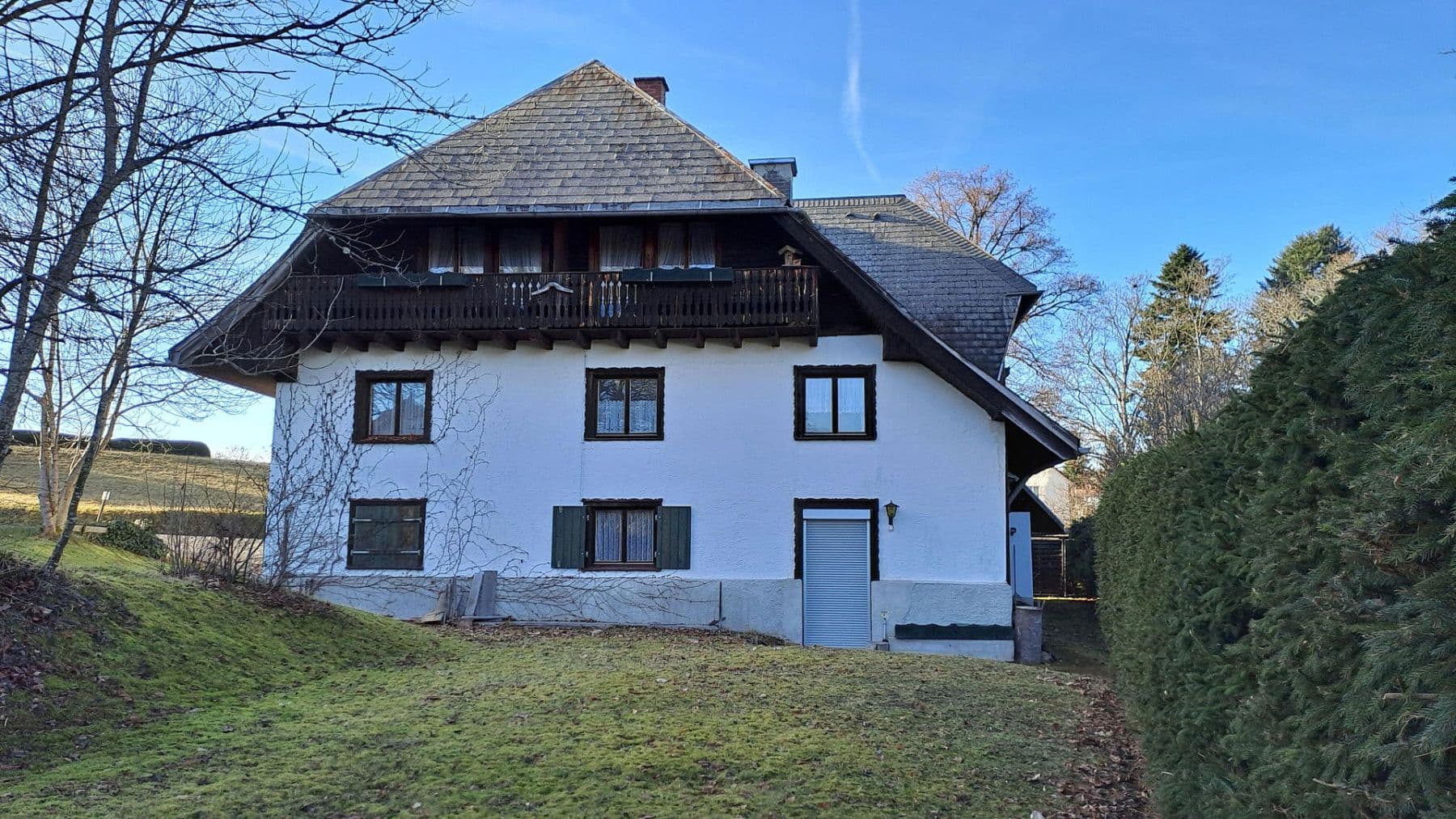 Predaj domu 436 m², pozemek 1.970 m², Erlenbachweg 22, Lenzkirch, Bádensko-Wurttembersko Predaj domu 436 m², pozemek 1.970 m², Erlenbachweg 22, Lenzkirch, Bádensko-Wurttembersko