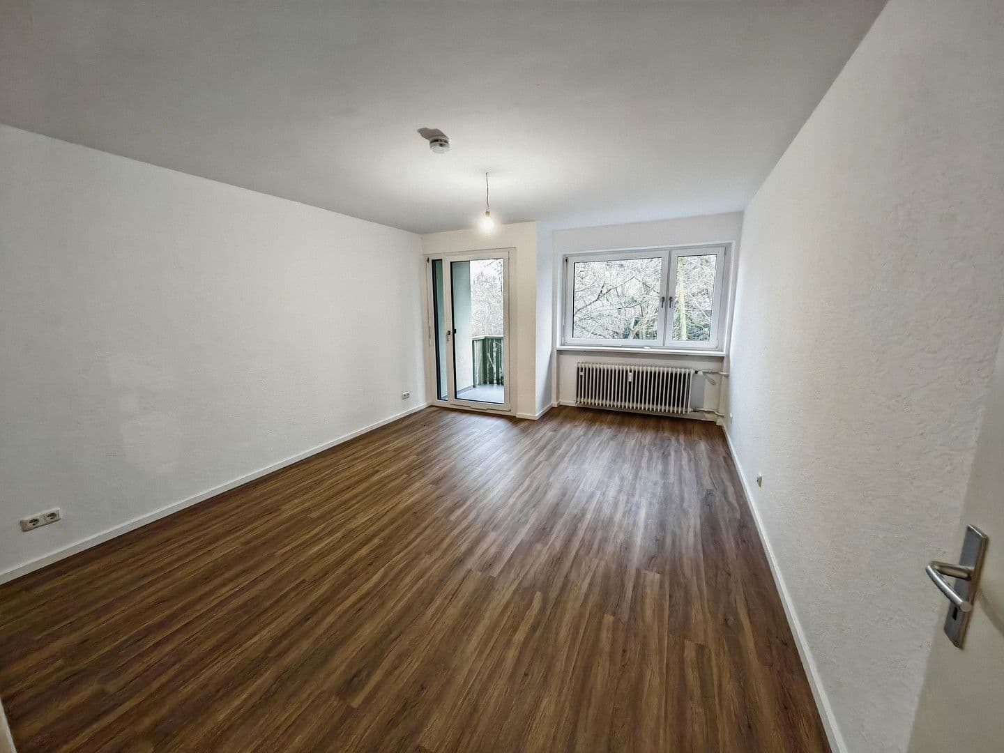Prenájom bytu 2-izbový 55 m², Wendelsweg 107, Frankfurt, Hesensko Prenájom bytu 2-izbový 55 m², Wendelsweg 107, Frankfurt, Hesensko