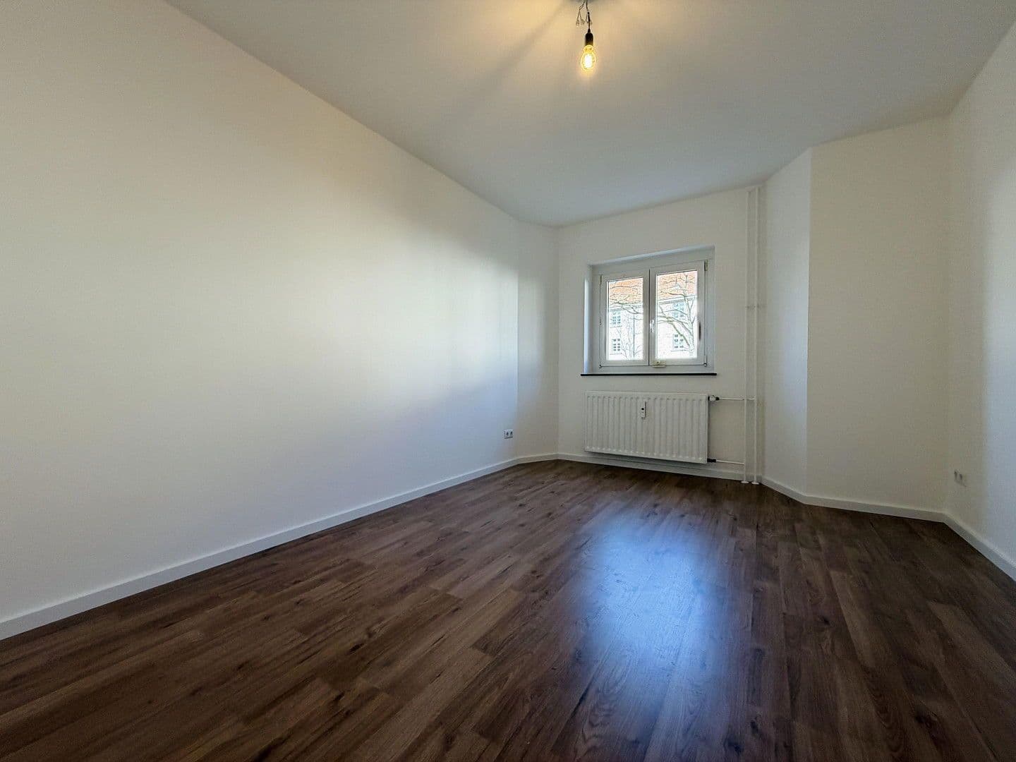 Predaj bytu 3-izbový 63 m², Grüner Hof 32, Köln, Severné Porýnie - Westfálsko Predaj bytu 3-izbový 63 m², Grüner Hof 32, Köln, Severné Porýnie - Westfálsko