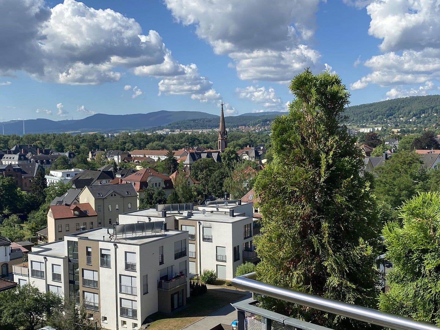 Prenájom bytu 3-izbový 89 m², Rudolstadt, Durínsko Prenájom bytu 3-izbový 89 m², Rudolstadt, Durínsko