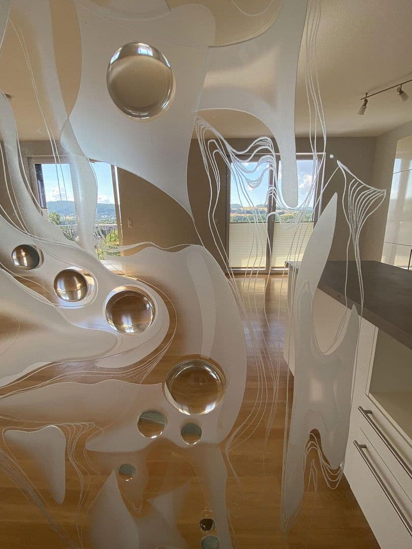 Prenájom bytu 3-izbový 89 m², Rudolstadt, Durínsko Prenájom bytu 3-izbový 89 m², Rudolstadt, Durínsko