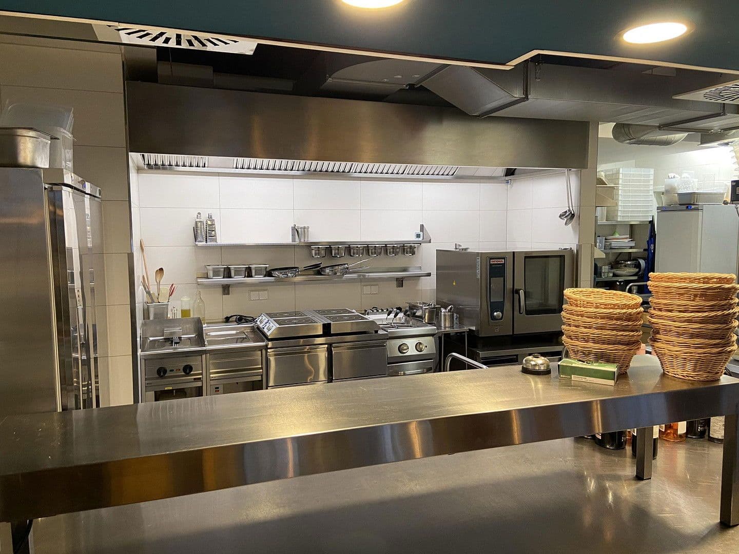 Prenájom nebytového priestoru 131 m², Strandstraße 138, Timmendorfer Strand, Šlezvicko-Holštajnsko Prenájom nebytového priestoru 131 m², Strandstraße 138, Timmendorfer Strand, Šlezvicko-Holštajnsko