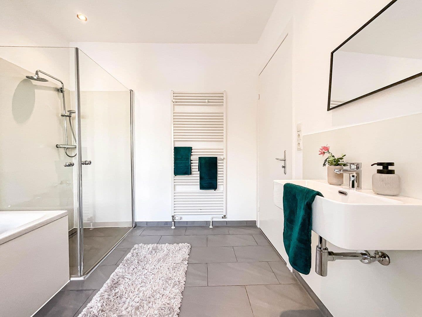 Predaj domu 144 m², pozemek 468 m², Hamburg, Hamburg Predaj domu 144 m², pozemek 468 m², Hamburg, Hamburg