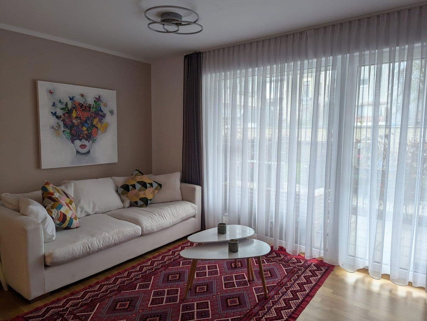 Prenájom bytu 3-izbový 77 m², Köln, Severné Porýnie - Westfálsko Prenájom bytu 3-izbový 77 m², Köln, Severné Porýnie - Westfálsko