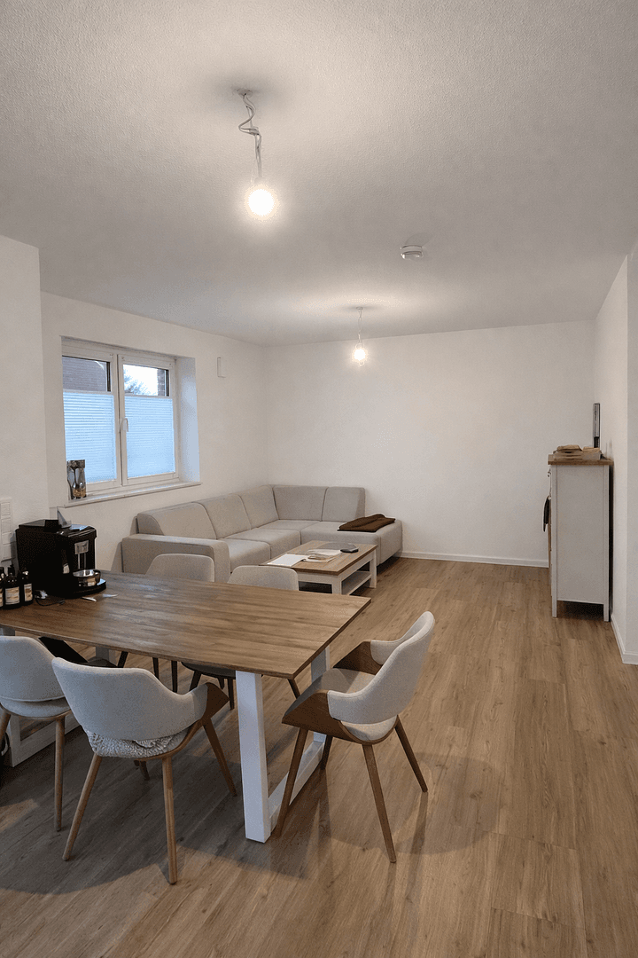 Prenájom bytu 2-izbový 55 m², Dinklage, Dolné Sasko Prenájom bytu 2-izbový 55 m², Dinklage, Dolné Sasko