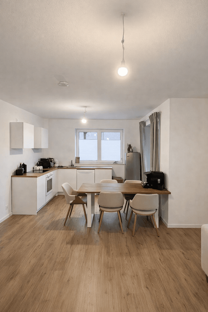 Prenájom bytu 2-izbový 55 m², Dinklage, Dolné Sasko Prenájom bytu 2-izbový 55 m², Dinklage, Dolné Sasko