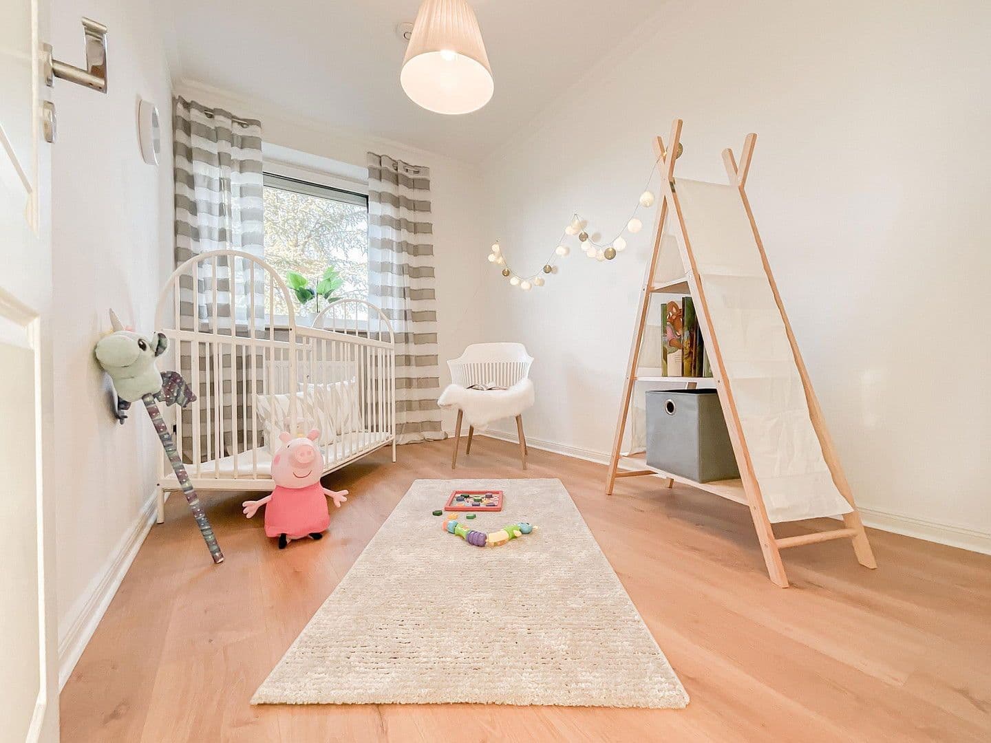 Predaj bytu 3-izbový 70 m², Norderstedt, Šlezvicko-Holštajnsko Predaj bytu 3-izbový 70 m², Norderstedt, Šlezvicko-Holštajnsko