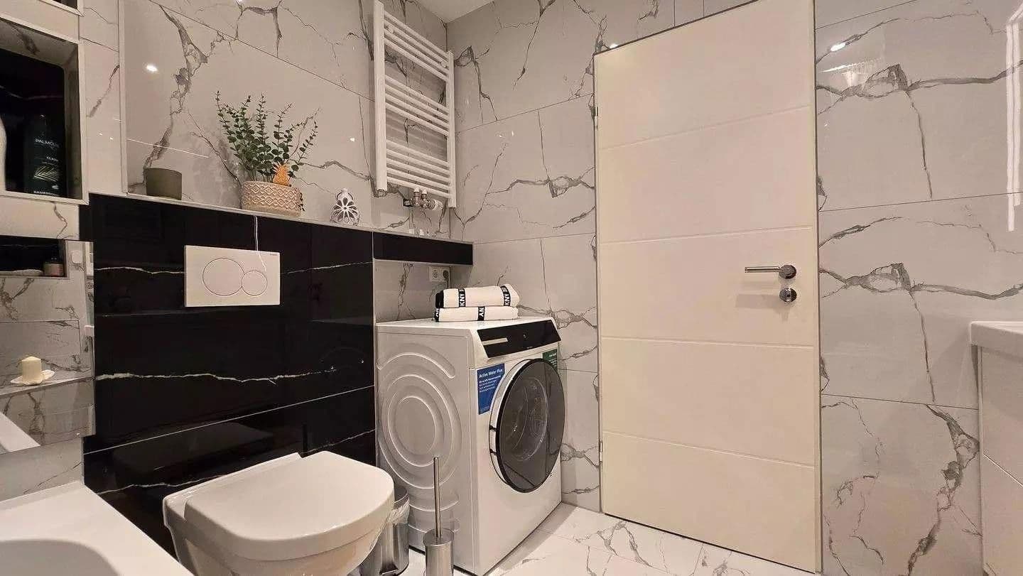 Prenájom bytu 2-izbový 81 m², Stuttgart, Bádensko-Wurttembersko Prenájom bytu 2-izbový 81 m², Stuttgart, Bádensko-Wurttembersko