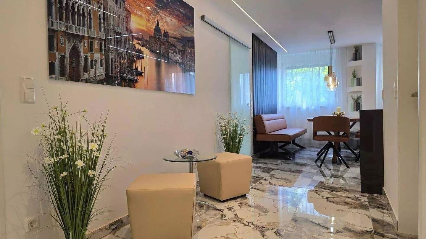 Prenájom bytu 2-izbový 81 m², Stuttgart, Bádensko-Wurttembersko Prenájom bytu 2-izbový 81 m², Stuttgart, Bádensko-Wurttembersko