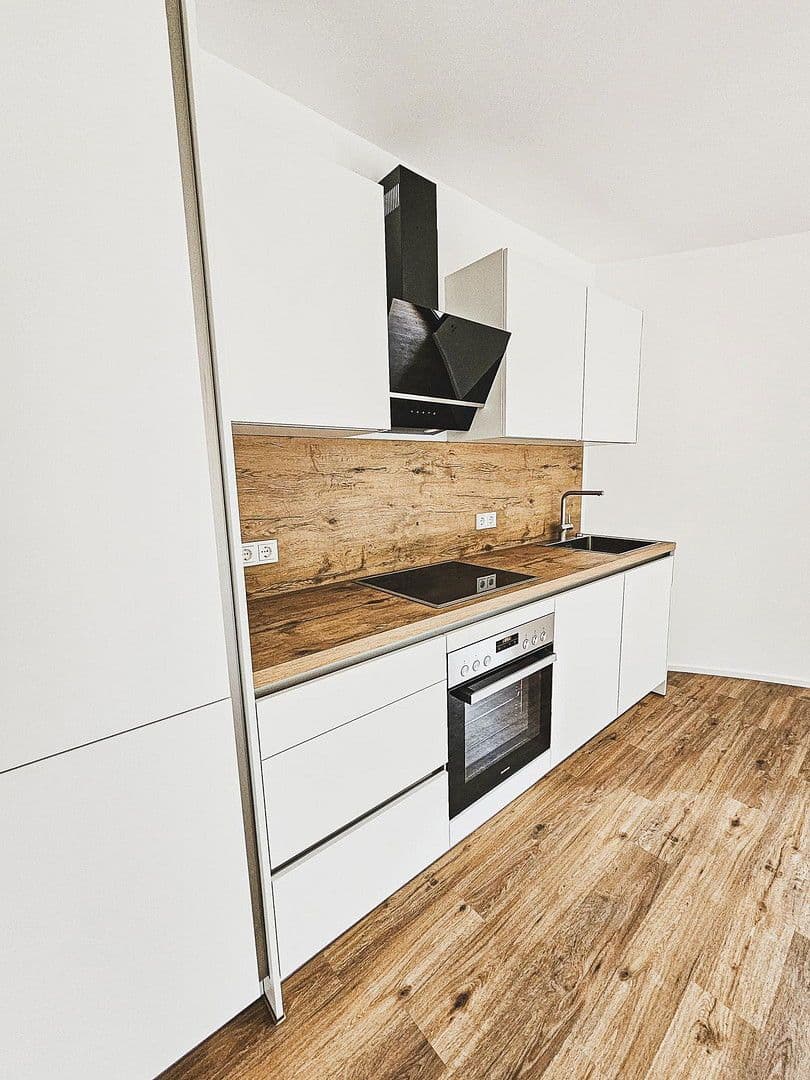 Prenájom bytu 3-izbový 120 m², Emil-von-Behring-Str. 1, Marburg, Hesensko Prenájom bytu 3-izbový 120 m², Emil-von-Behring-Str. 1, Marburg, Hesensko