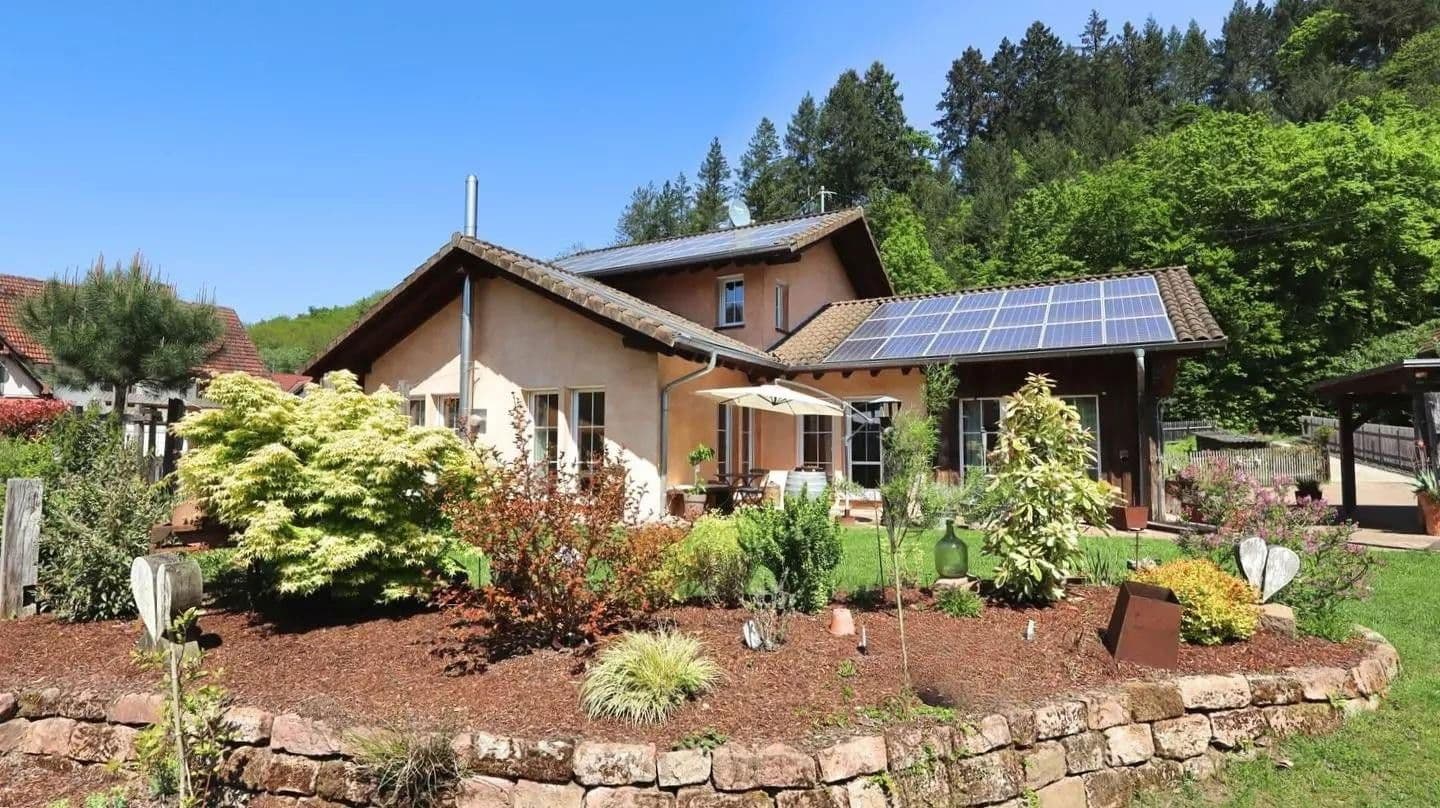 Predaj domu 186 m², pozemek 924 m², Talstrasse 42a, Hohberg, Bádensko-Wurttembersko Predaj domu 186 m², pozemek 924 m², Talstrasse 42a, Hohberg, Bádensko-Wurttembersko