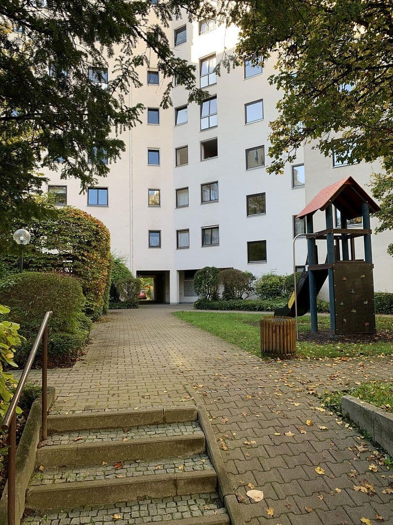 Prenájom bytu 2-izbový 59 m², Remboldstr. 1a, Augsburg, Bavorsko Prenájom bytu 2-izbový 59 m², Remboldstr. 1a, Augsburg, Bavorsko