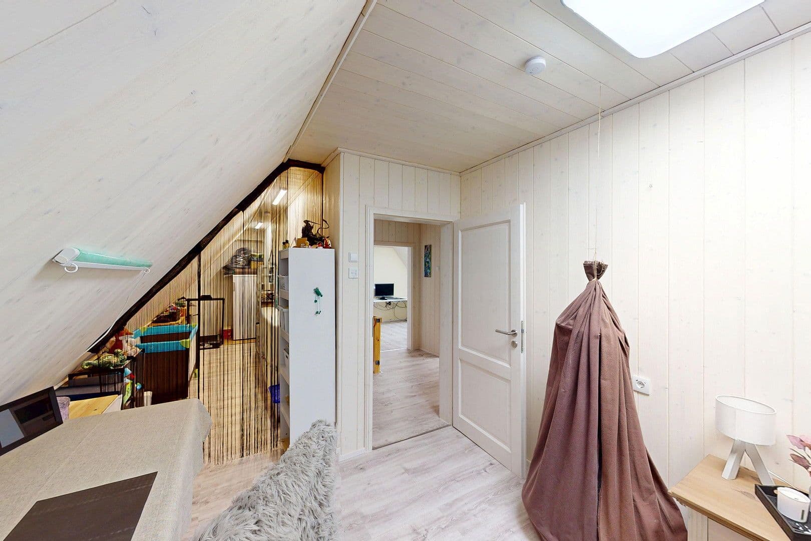 Predaj domu 135 m², pozemek 1.670 m², Hohenlucht 5, Oederquart, Dolné Sasko Predaj domu 135 m², pozemek 1.670 m², Hohenlucht 5, Oederquart, Dolné Sasko