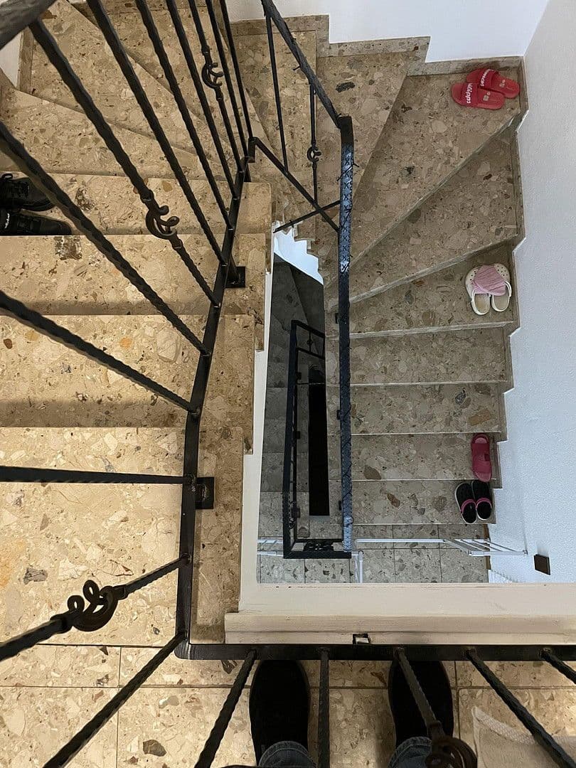 Predaj domu 215 m², pozemek 750 m², Grethenstraße 5, Lehrte, Dolné Sasko Predaj domu 215 m², pozemek 750 m², Grethenstraße 5, Lehrte, Dolné Sasko